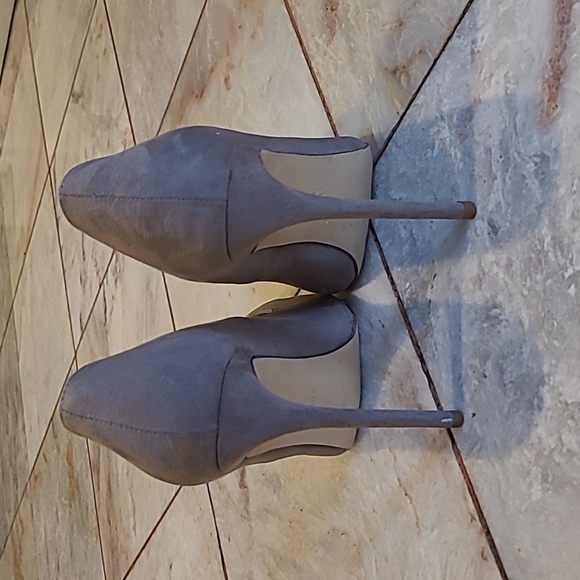 Suede Mauve Stilletos - Picture 5 of 6